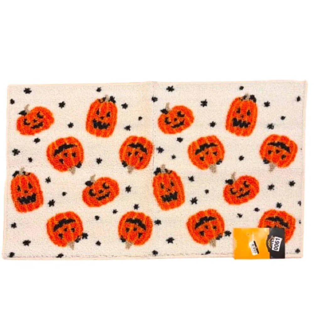 🆕- Threshold Halloween Pumpkins Rectangle Tufted Kitchen Rug. 34x20